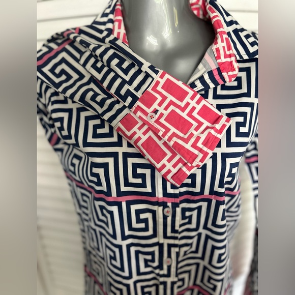 Tizzie long sleeve geometric button down top size small - Picture 11 of 16